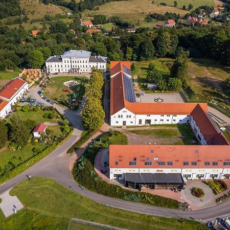 Hotel Jedlinka Jedlina-Zdroj Exterior photo